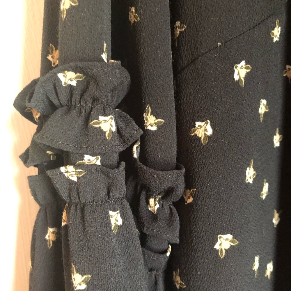 CUTE 🦊 Sassy Fox Button Down — size XL